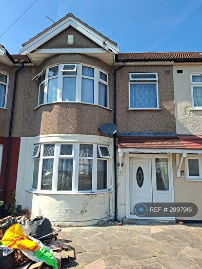 3 Bedroom Terraced House To Rent In Stanley Avenue, Dagenham, RM8