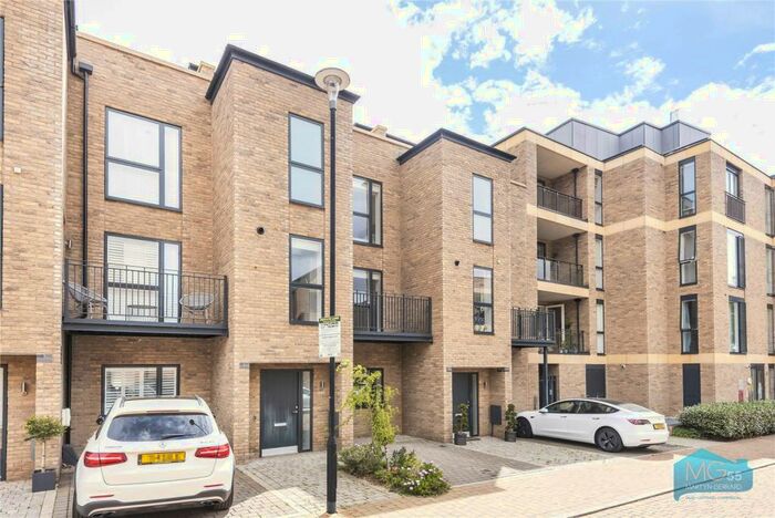 4 Bedroom Terraced House To Rent In Delta Mews, London, NW7