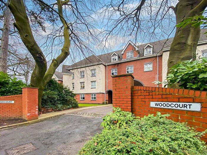 2 Bedroom Apartment To Rent In Brooklands Road, Sale, M33