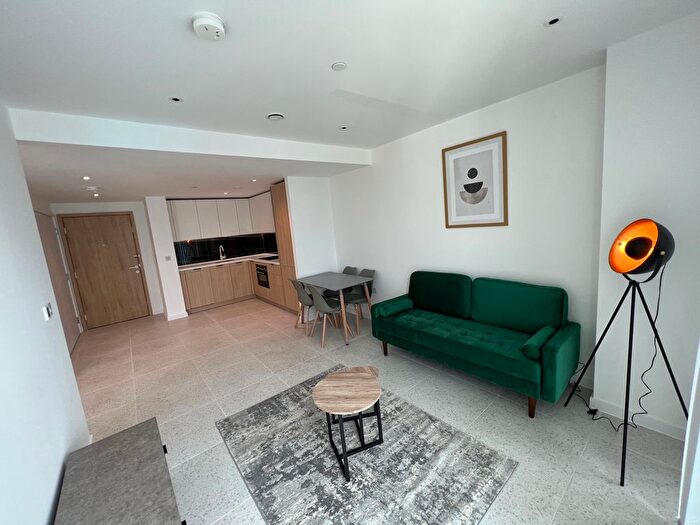 1 Bedroom Flat To Rent In Bouchon Point, London, E1