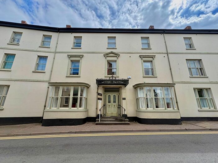 2 Bedroom Flat To Rent In Swan House, Edde Cross Street, Ross-On-Wye, Herefordshire, HR9