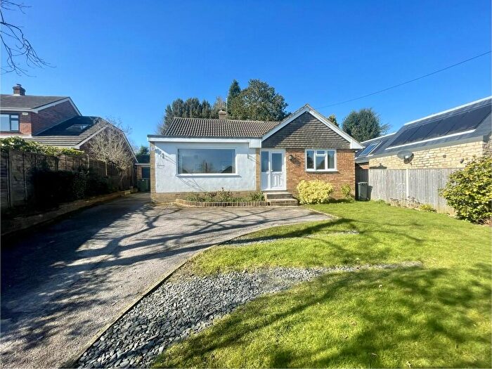 4 Bedroom Detached Bungalow For Sale In Pulens Lane, Petersfield, Hampshire, GU31