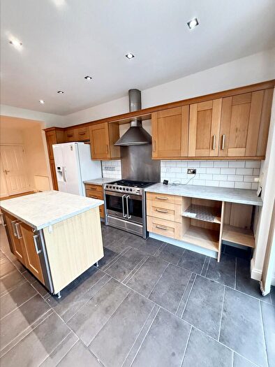 4 Bedroom Semi-Detached House To Rent In Main Road, Morton, DE55