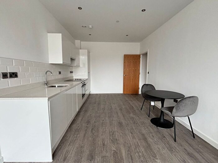 1 Bedroom Flat To Rent In Apartments, Victoria Mill, Lower Vickers Street, M40
