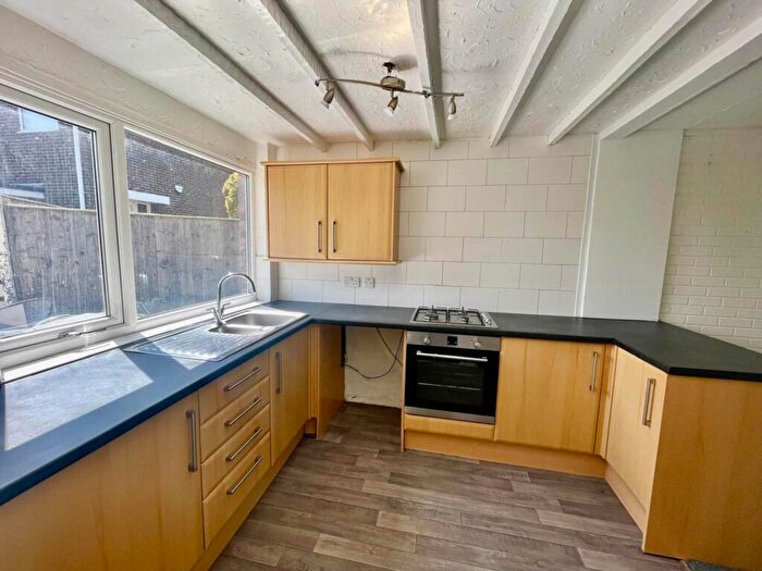 2 Bedroom Semi-Detached House To Rent In Fisherwell Road, Gateshead, NE10