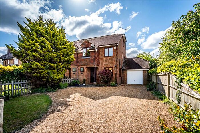 4 Bedroom Semi-Detached House For Sale In Hurtmore Road, Hurtmore, Godalming, Surrey, GU7