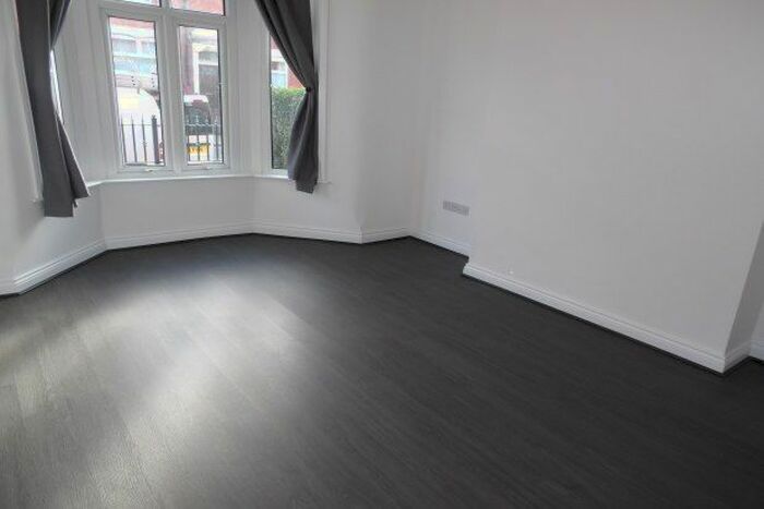 3 Bedroom Property To Rent In Lynthorpe Road, Blackburn, BB2