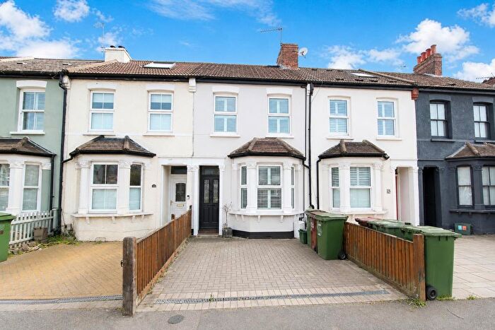 2 Bedroom Property To Rent In Beddington Grove, Wallington, SM6