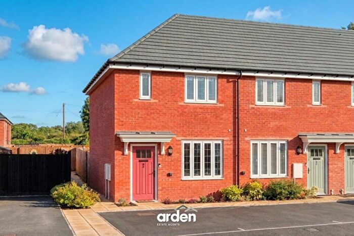 2 Bedroom End Of Terrace House For Sale In Payne Drive, Alcester, B49