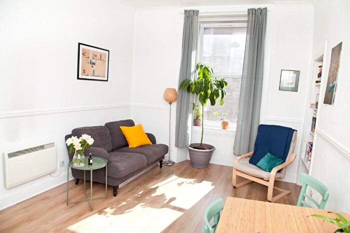 1 Bedroom Flat To Rent In Ramsay Place, Portobello, Edinburgh, EH15