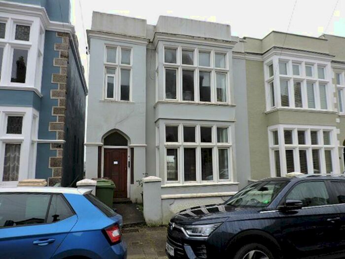 1 Bedroom Flat To Rent In Mannamead, Plymouth, PL4