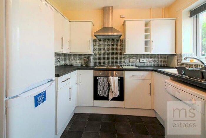 2 Bedroom Terraced House To Rent In Peregrine Close, Lenton, Nottingham, NG7