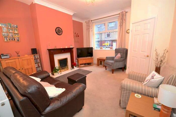 3 Bedroom Terraced House For Sale In First Street, Low Moor, Bradford, BD12