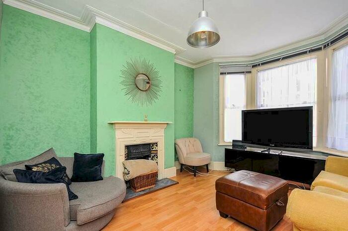 1 Bedroom Apartment To Rent In Morgan Road, Bromley, BR1