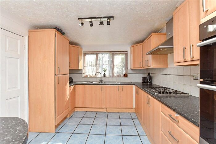 5 Bedroom Detached House For Sale In Waverley Avenue, Minster On Sea, Sheerness, Kent, ME12