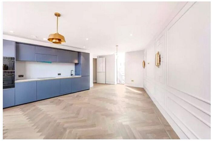 2 Bedroom Flat To Rent In Edith Row, London, SW6