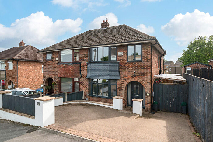 3 Bedroom Semi-Detached House For Sale In Tetley Drive, Birkenshaw, BD11