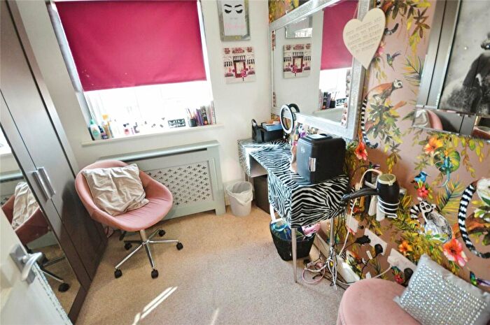 3 Bedroom End Of Terrace House For Sale In Pavillion Gardens, Lincoln, Lincolnshire, LN6