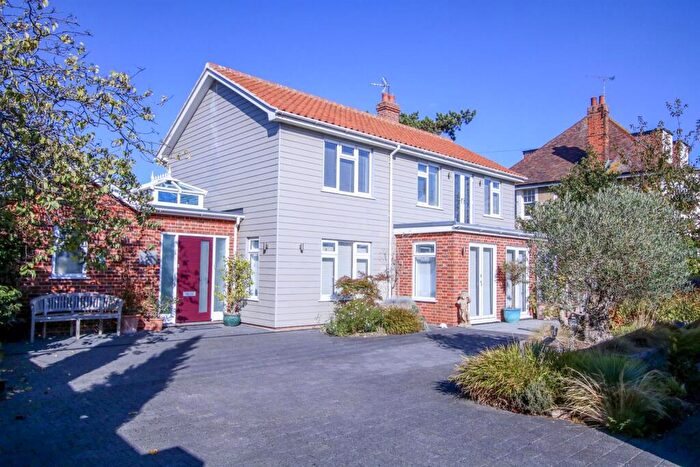 4 Bedroom Detached House For Sale In Pier Avenue, Southwold, IP18
