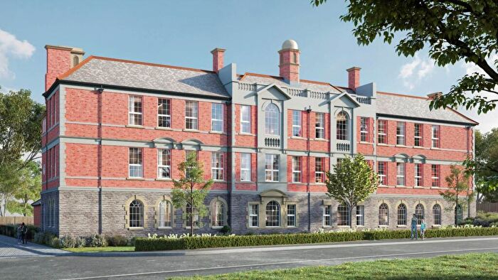 2 Bedroom Apartment For Sale In Fence Avenue, Macclesfield, SK10