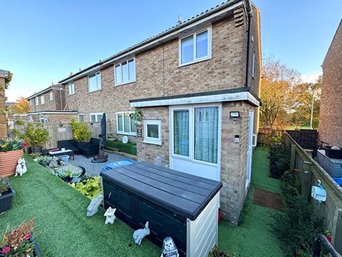 3 Bedroom Semi Detached House For Sale In Hillcrest Place, Hesleden, Hartlepool, County Durham, TS27