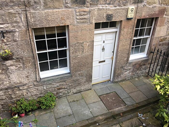 2 Bedroom Flat To Rent In Cumberland Street North East Lane, New Town, Edinburgh, EH3
