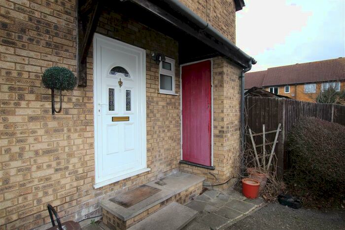 4 Bedroom End Of Terrace House To Rent In Mahon Close, Enfield, EN1