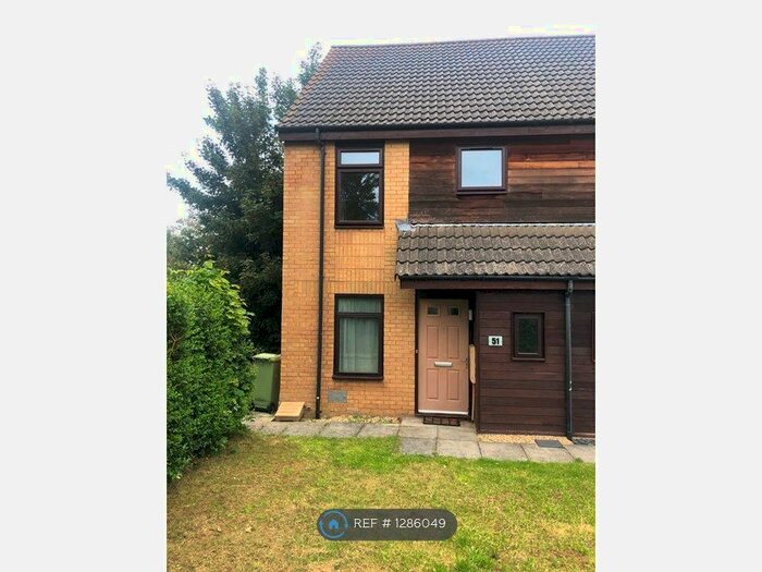 2 Bedroom Semi-Detached House To Rent In Howitt Drive, Bradville, Milton Keynes MK13