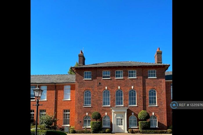 1 Bedroom Flat To Rent In Old St. Michaels Drive, Braintree, CM7