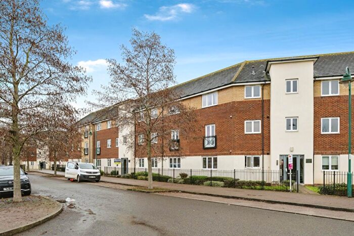 2 Bedroom Flat For Sale In Braymere Road, Hampton Centre, Peterborough, PE7
