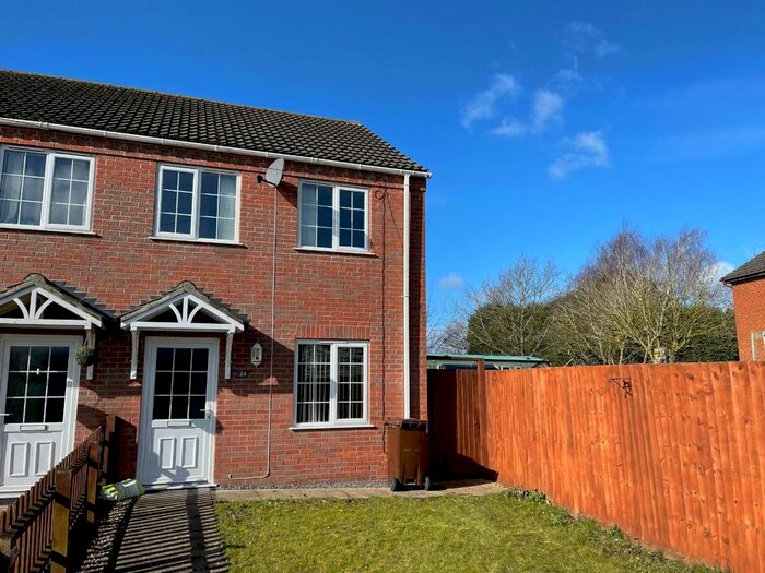 3 Bedroom Semi-Detached House To Rent In Ratten Row, Walpole Highway, Wisbech, PE14