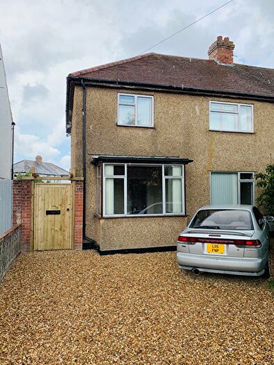 3 Bedroom Semi-Detached House To Rent In Holloway, Headington, OX3