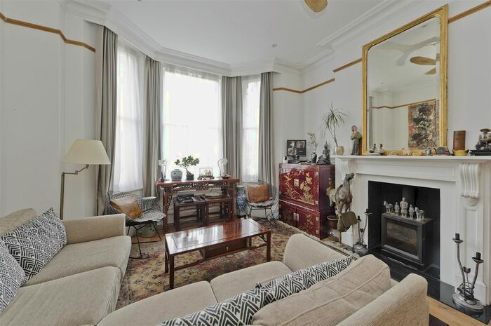 6 Bedroom Property To Rent In Dalgarno Gardens, London, W10