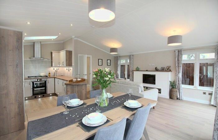 2 Bedroom Lodge For Sale In Goonhavern, Truro, TR4