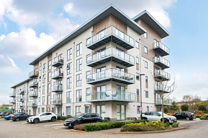 2 Bedroom Flat For Sale In Maidenhead, Berkshire, SL6