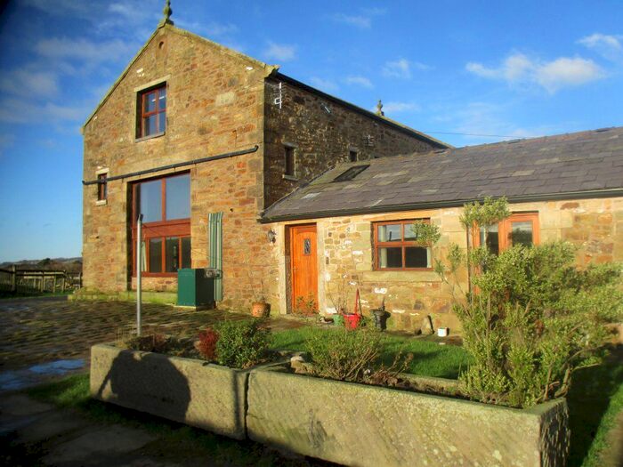 3 Bedroom Barn Conversion To Rent In Clitheroe Road, Dutton, Preston, PR3