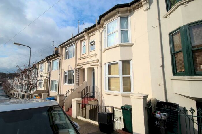 3 Bedroom Maisonette To Rent In Newmarket Road, Brighton, BN2