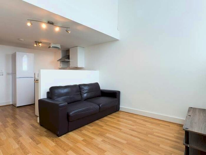1 Bedroom Apartment To Rent In Kilvey Terrace St Thomas, Swansea, SA1