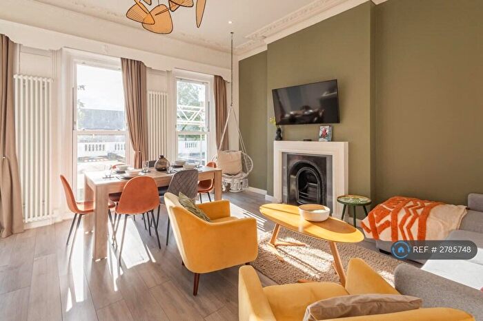 2 Bedroom Flat To Rent In Terminus Road, Eastbourne, BN21