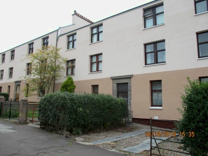 2 Bedroom Flat To Rent In Caird Avenue, Dundee, DD3