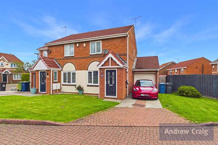 2 Bedroom Semi-Detached House For Sale In Beacon Glade, South Shields, NE34