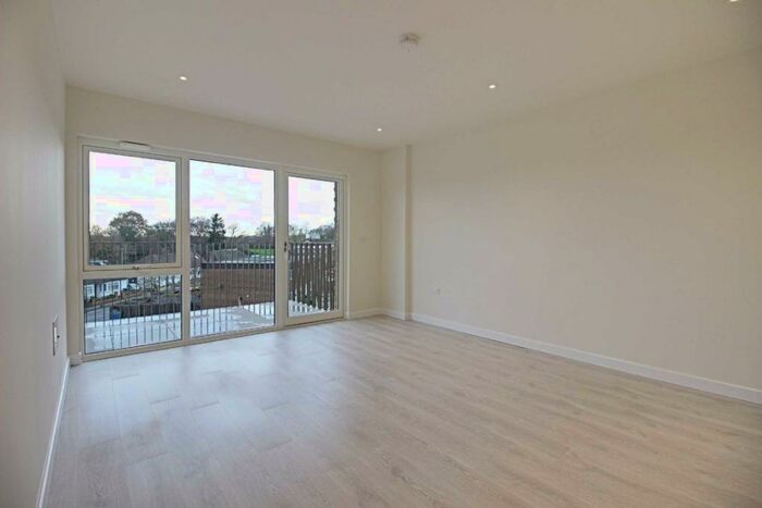 1 Bedroom Flat To Rent In Bittacy Hill, Mill Hill, NW7