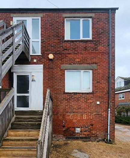 3 Bedroom Semi-Detached House To Rent In Obelisk Road, SO19