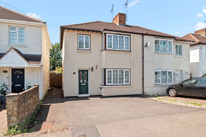 3 Bedroom Semi-Detached House For Sale In Kings Road, New Haw, KT15