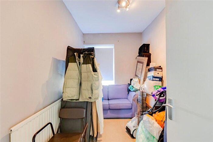 2 Bedroom Apartment For Sale In Seymour Street, Splott, CF24