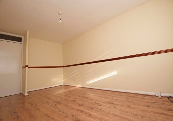 2 Bedroom End Of Terrace House To Rent In Seven Acre Close, St. Leonards-On-Sea, TN37