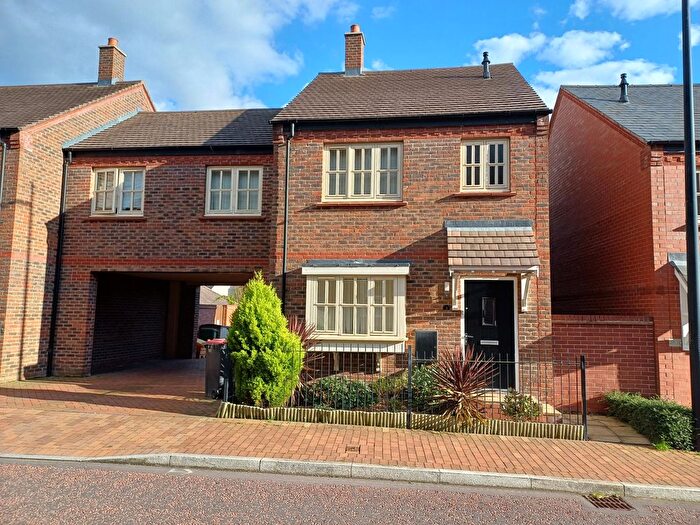 4 Bedroom Semi-Detached House To Rent In Little Flint, Lightmoor Way, Telford, TF4
