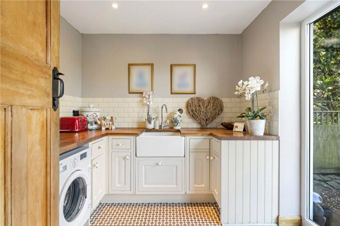 4 Bedroom Detached House For Sale In Sea Way, Middleton-On-Sea, PO22