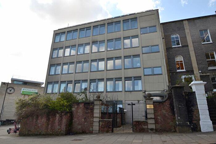 2 Bedroom Flat To Rent In Richmond Hill, Clifton, Bristol, BS8