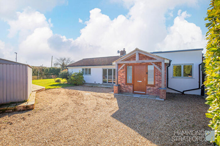 4 Bedroom Detached Bungalow For Sale In Recreation Road, Hethersett, NR9